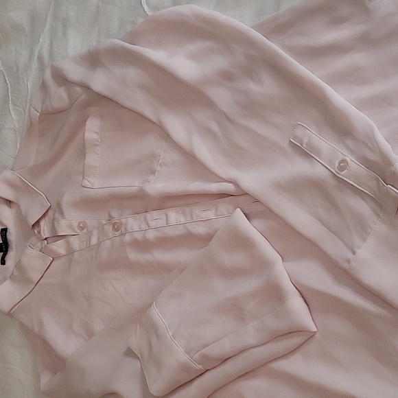 Express button-up blouse - Picture 4 of 4